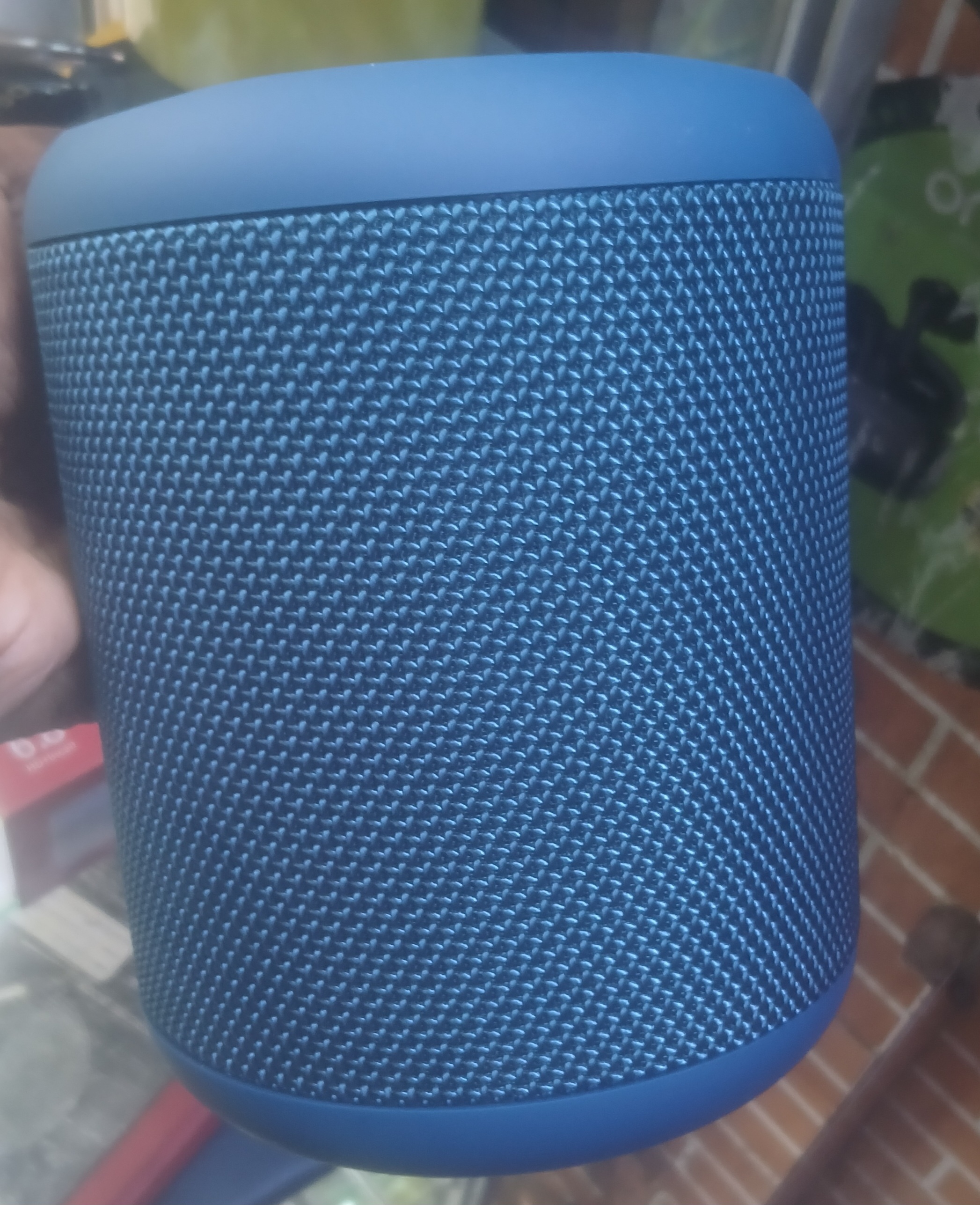 Bluetooth speaker 