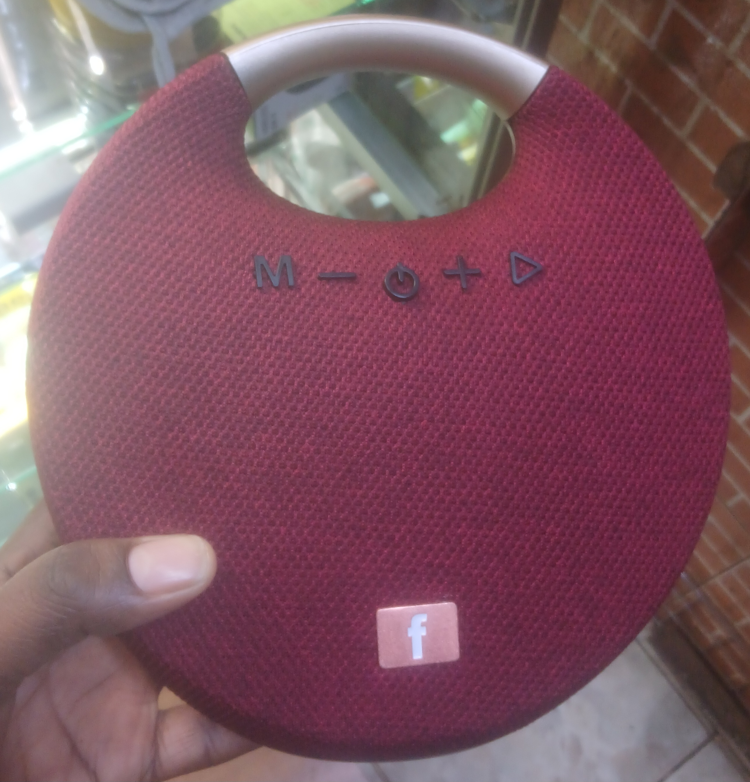 Bluetooth speaker 